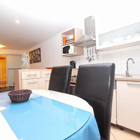 Fuer 5 Personen Ca 65 Qm In Pula, Istrien Istrische Riviera *